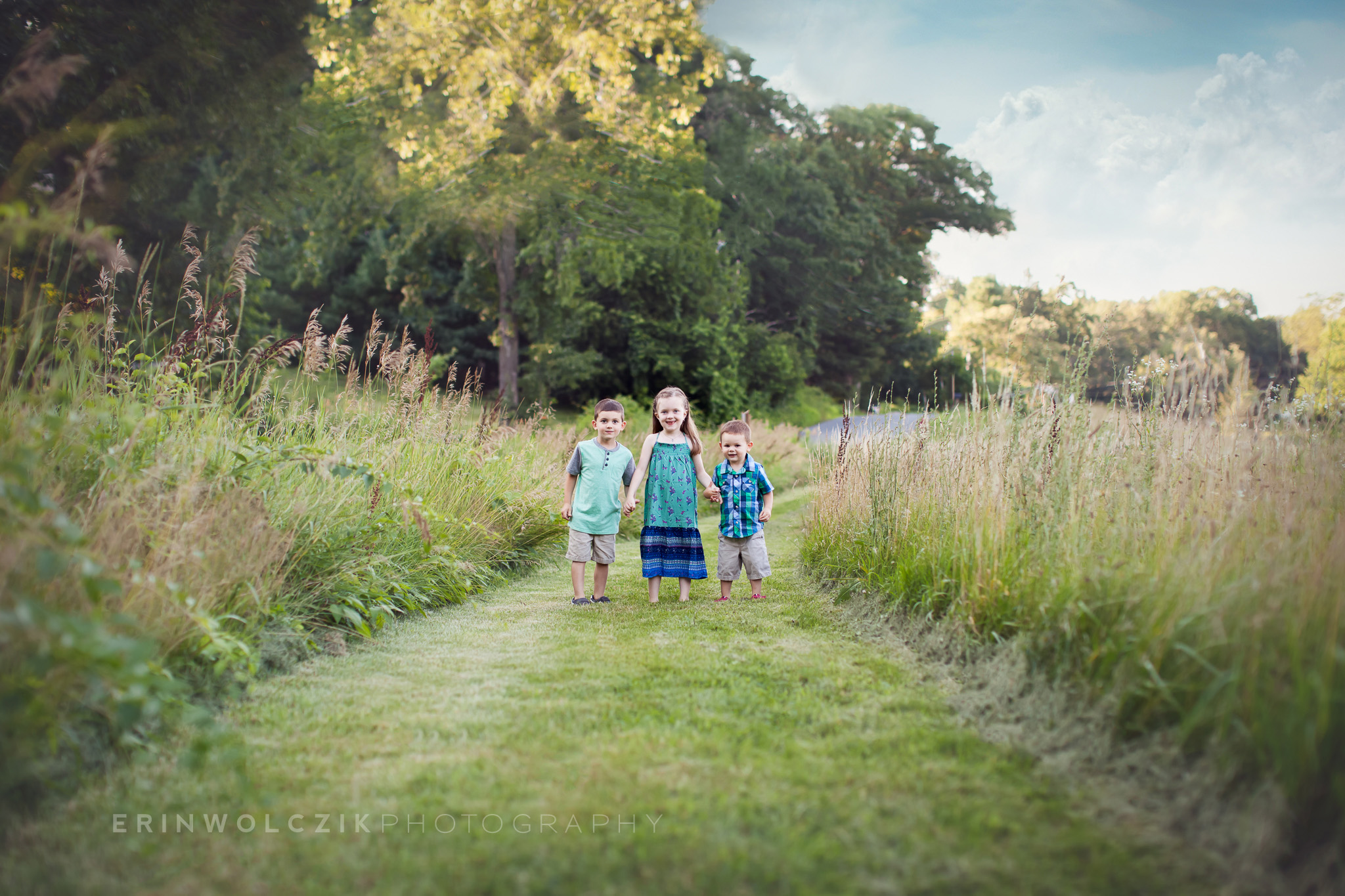 family session sneak peek . three siblings . holliston, ma