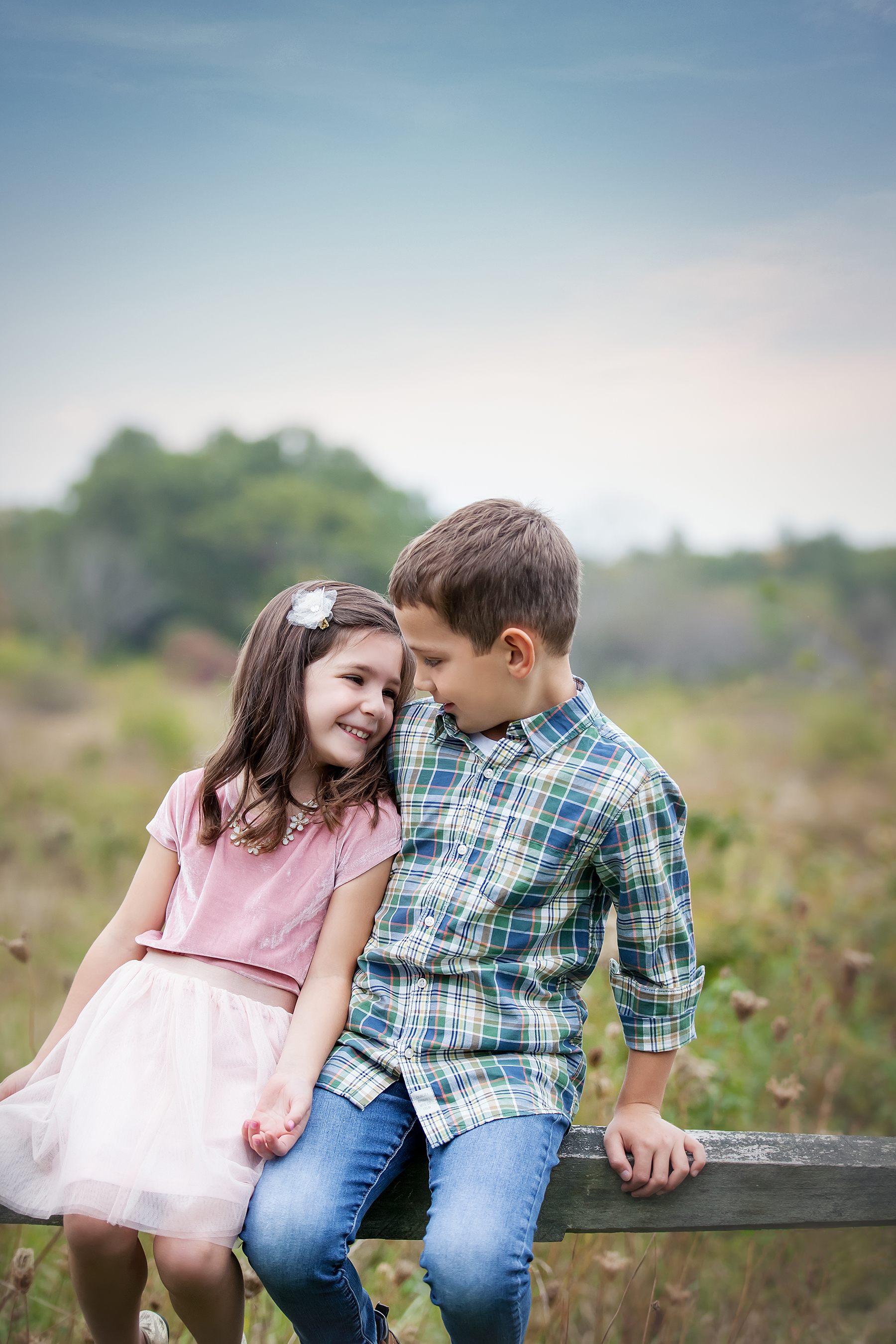 SIBLING LOVE FAMILY PHOTO SESSION