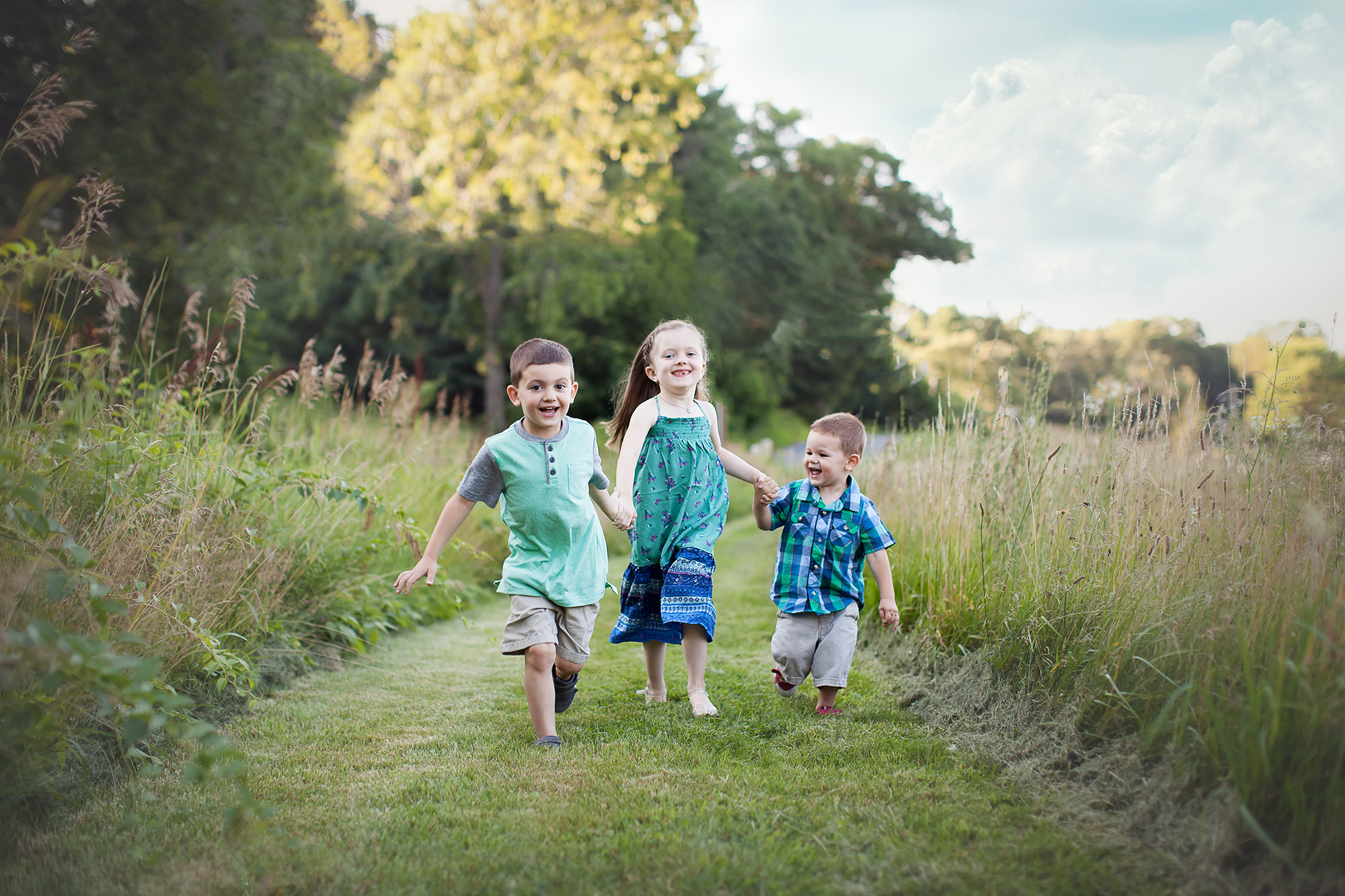 The Secret to Photographing Siblings